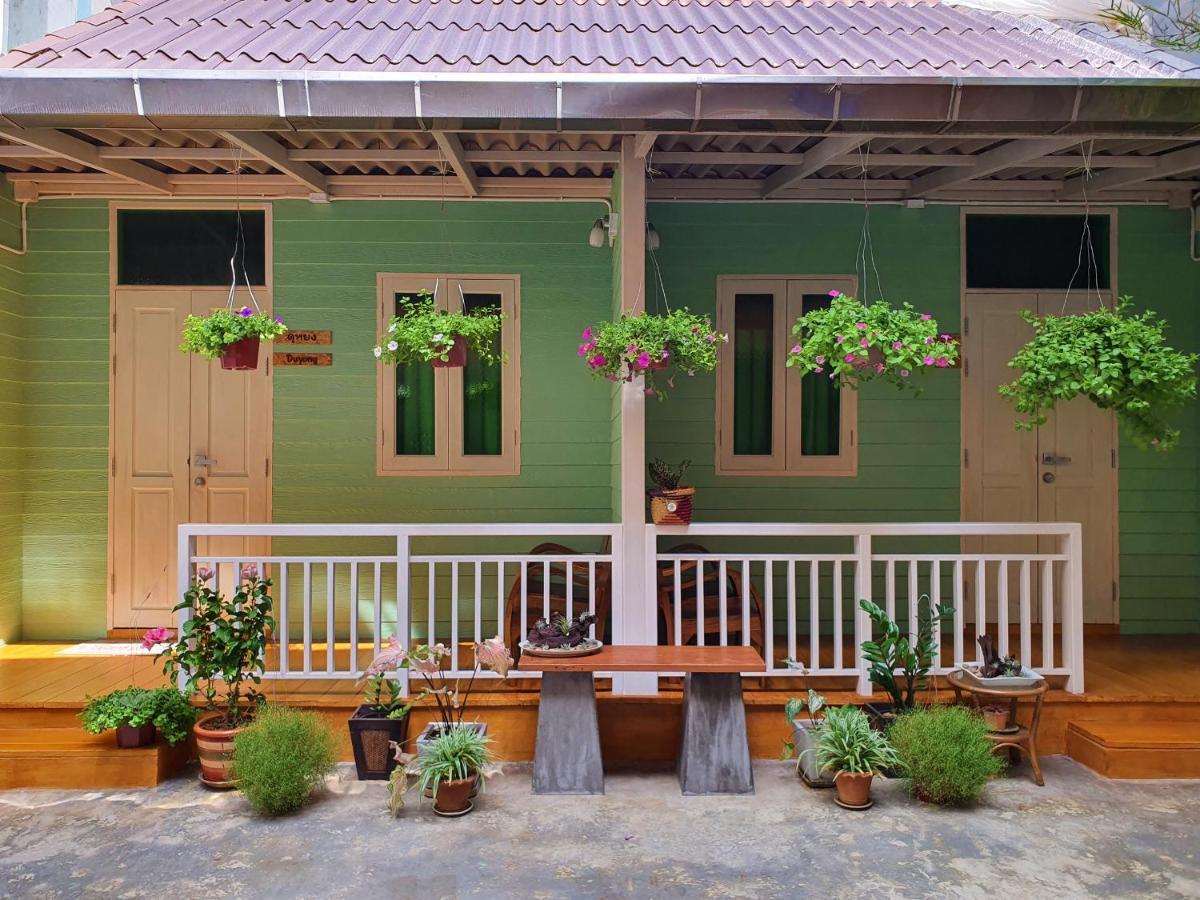 Bansoi 1 & Alley One Cafe Trang Exterior foto