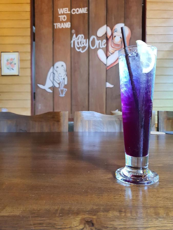 Bansoi 1 & Alley One Cafe Trang Exterior foto